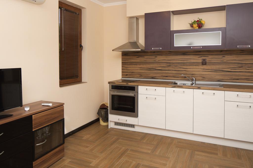 Mars Apartments In Complex Shipka Sveti Vlas Exterior photo